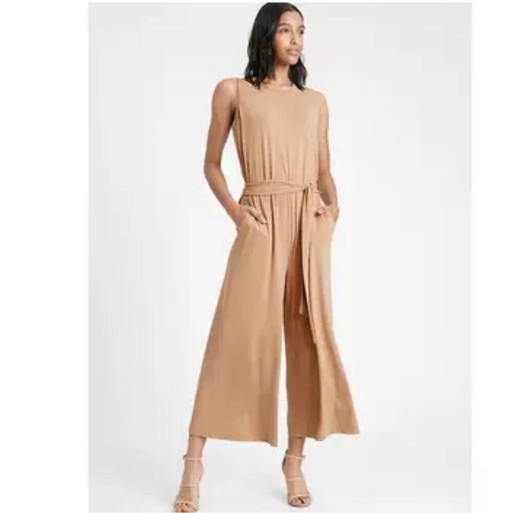 Banana Republic Jumpsuit Womens L Sandwash Cropped Wide Leg Neutral Belted